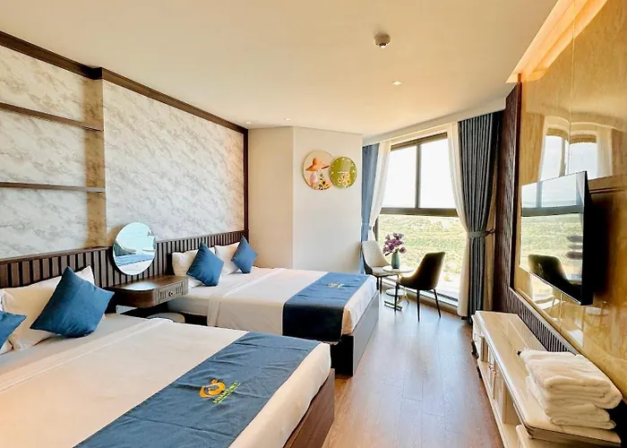 Khách sạn hẻo lánh Apec Mandala Cham Bay By Duyen 4*